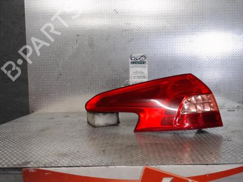 left-taillight-citroen-c5-iii-break-rw_-2008-2009-2010-2011-2012-2013-2014-2015-2016-2017-24084978 main image