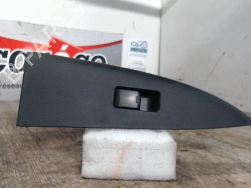 Used Switch Switch NISSAN NOTE (E11, NE11) 1.5 dCi (68 hp) 24070130 24070130