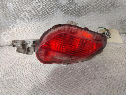 Venstre baglygte kofanger TOYOTA YARIS (_P13_) 1.5 Hybrid (NHP130_, NHP130) (101 hp) 26015369