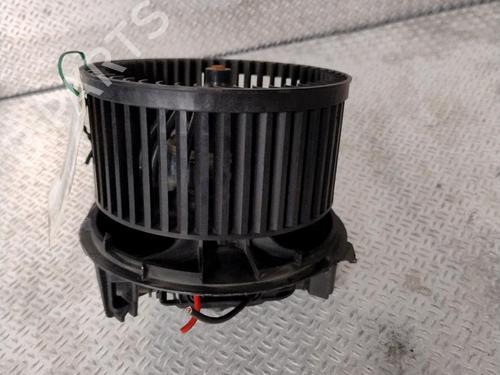 Used Heater blower motor RENAULT TWINGO II (CN0_) 1.2 16V (CN04, CN0B) (75 hp) 24632336
