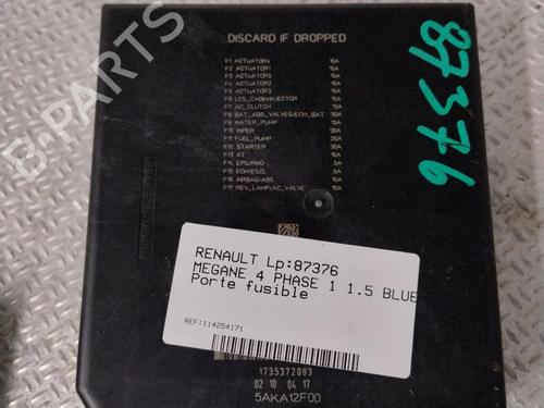Used Fuse box RENAULT MEGANE IV Hatchback (B9A/M/N_) 1.5 dCi 110 (B9A3) (110 hp) 30164154