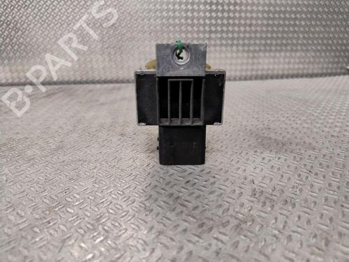 Used Electronic module Electronic module RENAULT MEGANE III Hatchback (BZ0/1_, B3_) 1.5 dCi (BZ1G, BZ1W, BZ0R) (95 hp) 28483994 28483994