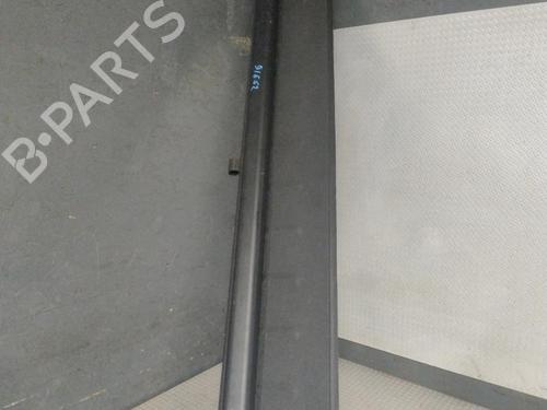 Used Rear parcel shelf Rear parcel shelf 38502625 38502625