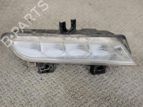 Used Right daytime light Right daytime light RENAULT CLIO IV (BH_) 0.9 TCe 90 (BHNF, BHMA, BHMH, BHJK, BHJR) (90 hp) 32431712 32431712