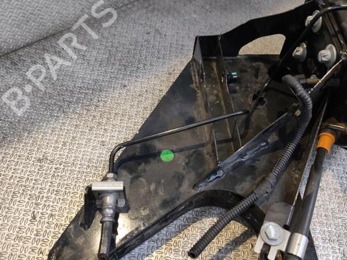 left-rear-suspension-arm-ford-c-max-ii-dxacb7-dxaceu-2010-2011-2012-2013-2014-2015-2016-2017-2018-2019-36462380 main image