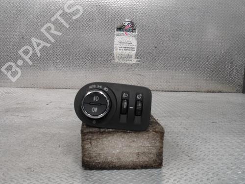 Used Headlight switch OPEL ASTRA K (B16) 1.4 Turbo (68) (125 hp) 24097883