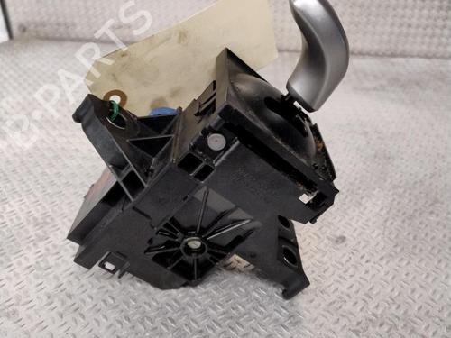 Used Shift knob Shift knob TOYOTA AURIS Estate (_E18_) 1.8 Hybrid (ZWE186_, ZWE186R, ZWE186H) (136 hp) 26450147 26450147