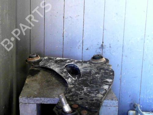 left-front-suspension-arm-nissan-primastar-van-x83-2002-24063692 main image