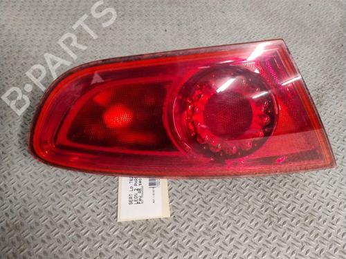 Used Left tailgate light Left tailgate light SEAT LEON (1P1) 1.6 TDI (105 hp) 36462121 36462121
