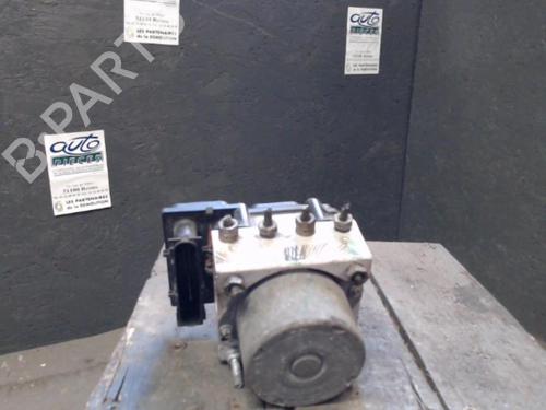 Used ABS pump NISSAN MICRA III (K12) 1.4 16V (88 hp) 30483320