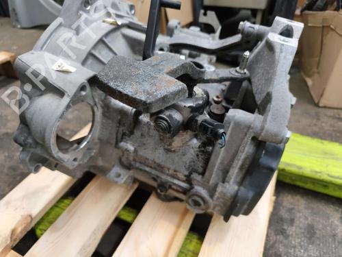 Used Gearbox Gearbox VW GOLF VI (5K1) 2.0 TDI (110 hp) 36462701 36462701