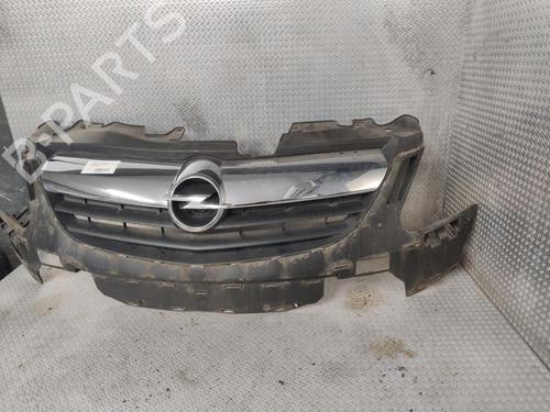 Used Grille OPEL CORSA D (S07) 1.2 (L08, L68) (80 hp) 27489195
