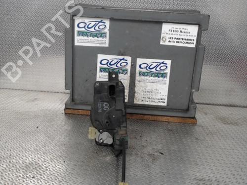 Serrure avant droite OPEL ASTRA H TwinTop (A04) 1.9 CDTi (L67) (150 hp) 24072784