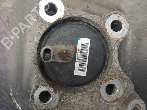 Used Right rear steering knuckle PEUGEOT 5008 II (MC_, MJ_, MR_, M4_) 1.5 BlueHDi 130 (MCYHZJ, MCYHZR, MCYHZX) (131 hp) 24096969