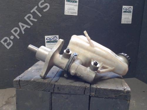Used Brake master cylinder PEUGEOT EXPERT Van (VF3A_, VF3U_, VF3X_) 2.0 HDi 120 (120 hp) 24069033
