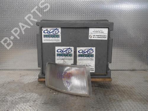 Used Right front indicator Right front indicator PEUGEOT BOXER Van (230L) 2.5 D (86 hp) 24071394 24071394