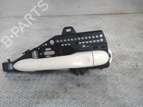 Używane Klamka zewnętrzna drzwi przednich prawych RENAULT CLIO IV (BH_) 1.2 16V (73 hp) 24072918
