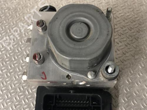 Used ABS pump ABS pump DACIA SANDERO II 1.0 SCe 75 (B8JC, B8JD, B8NC) (73 hp) 29901829 29901829