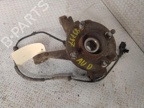 Used Right front steering knuckle FORD FIESTA VI (CB1, CCN) 1.4 TDCi (68 hp) 32399485