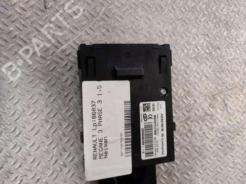 Card reader RENAULT MEGANE III Hatchback (BZ0/1_, B3_) 1.5 dCi (BZ1G, BZ1W, BZ0R) | BP24632270E4 