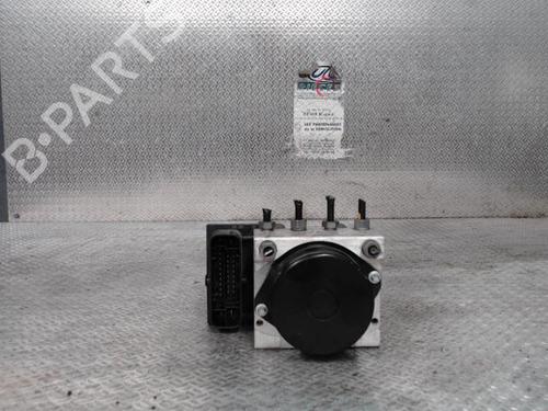 Used ABS pump SKODA FABIA II (542) 1.6 TDI (90 hp) 30484256
