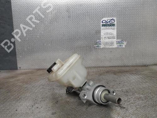 Used Brake master cylinder OPEL VIVARO A Van (X83) 2.0 CDTI (F7) (114 hp) 24081235