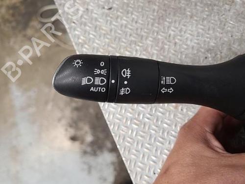 Parkbremsarm/handtak RENAULT MEGANE IV Hatchback (B9A/M/N_) 1.5 dCi 110 (B9A3) | BP30740274I18