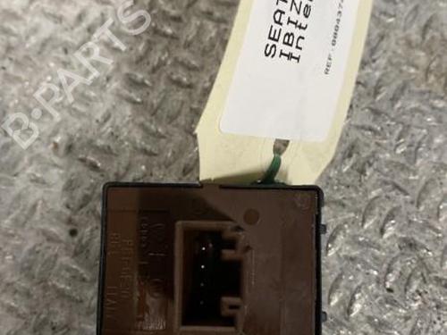 Left front window switch SEAT IBIZA IV (6J5, 6P1) 1.4 TDI | BP24098631I27 - Image 2