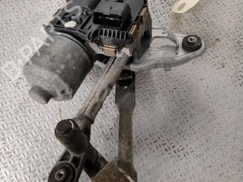 Used Front wiper motor PEUGEOT 5008 (0U_, 0E_) 2.0 HDi 150 / BlueHDi 150 (150 hp) 25703340