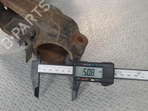 Used Right front steering knuckle VW TIGUAN (5N_) 2.0 TDI (140 hp) 24076894