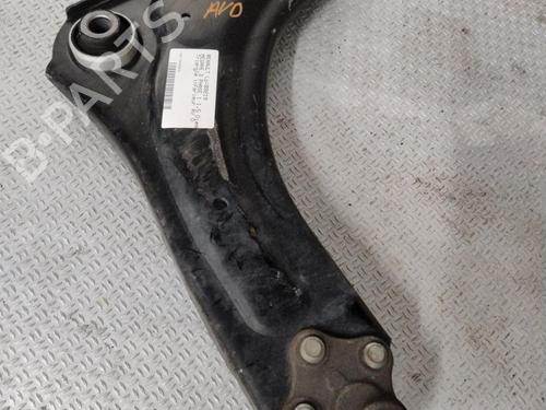 right-front-suspension-arm-renault-megane-iii-hatchback-bz01_-b3_-2008-32457109 main image
