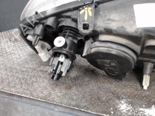 Used Right headlight DACIA LOGAN MCV (KS_) 1.5 dCi (KS0K) (68 hp) 24092109