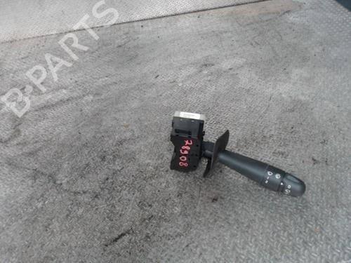 Used Steering column stalk RENAULT CLIO II (BB_, CB_) 1.2 (BB0A, BB0F, BB10, BB1K, BB28, BB2D, BB2H, CB0A,... (58 hp) 24085692