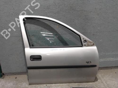 Used Right front door OPEL CORSA B (S93) 1.2 i 16V (F08, F68, M68) (65 hp) 24091003