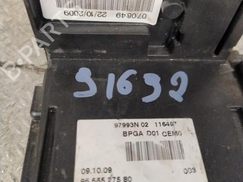 Used Fuse box Fuse box PEUGEOT 5008 (0U_, 0E_) 1.6 HDi (110 hp) 34572591 34572591