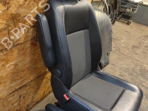 Left front seat OPEL VIVARO C Van (K0) 1.5 | BP38640263C15 - Image 4
