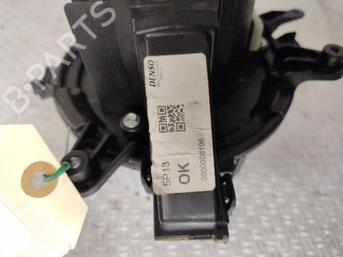 Varmeblæser CITROËN C4 Grand Picasso II (DA_, DE_) 1.2 THP 130 (130 hp) 26534145
