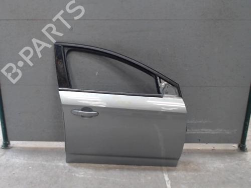 Used Right front door Right front door 24084878 24084878