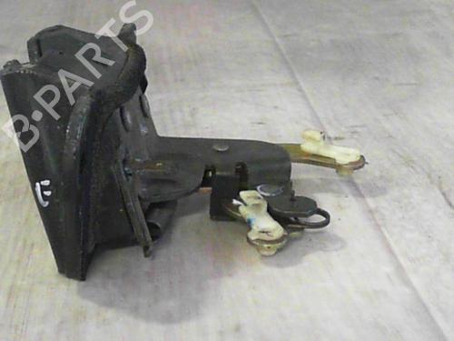 Used Tailgate handle HYUNDAI SANTA FÉ I (SM) 2.0 CRDi 4x4 (113 hp) 24067170