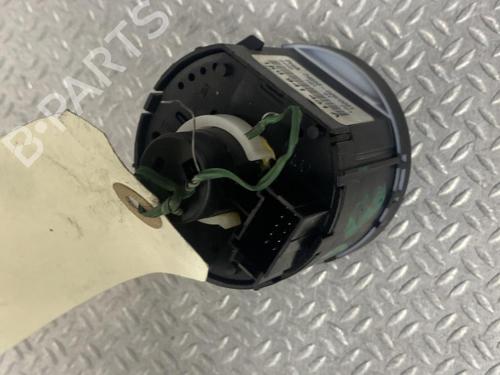 Used Steering column stalk Steering column stalk VW JETTA III (1K2) 1.9 TDI (105 hp) 24086284 24086284