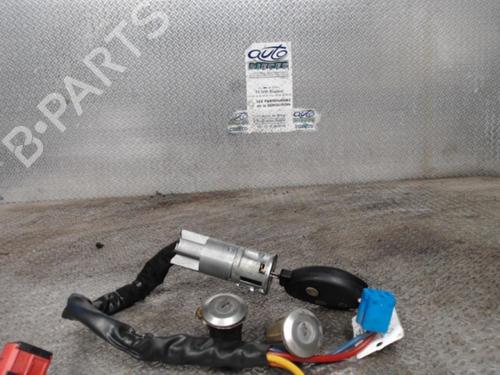 Used Ignition barrel Ignition barrel CITROËN XSARA (N1) 1.9 D (70 hp) 24082616 24082616
