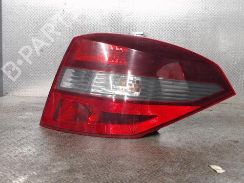 right-taillight-renault-laguna-iii-grandtour-kt01-2007-2008-2009-2010-2011-2012-2013-2014-2015-24087348 main image