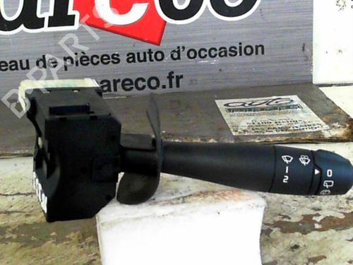 Used Steering column stalk RENAULT CLIO II (BB_, CB_) 1.5 dCi (B/CB07) (65 hp) 24065557