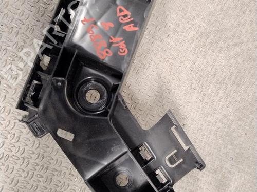 Stoßstangenhalter hinten für VW GOLF VIII (CD1, DA1) 2.0 TDI (116 hp) 31284111