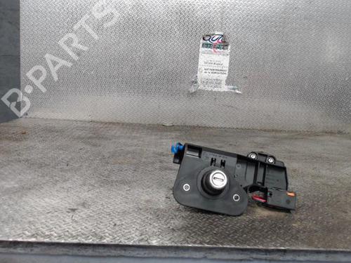 Used Tailgate handle Tailgate handle OPEL CORSA C (X01) 1.2 (F08, F68) (75 hp) 24089056 24089056