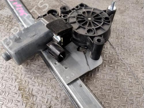 Used Front left window mechanism Front left window mechanism RENAULT TRAFIC II Van (FL) 2.0 dCi 115 (FL01, FL0U, FL00, FL0H, FL0M) (114 hp) 32768163 32768163