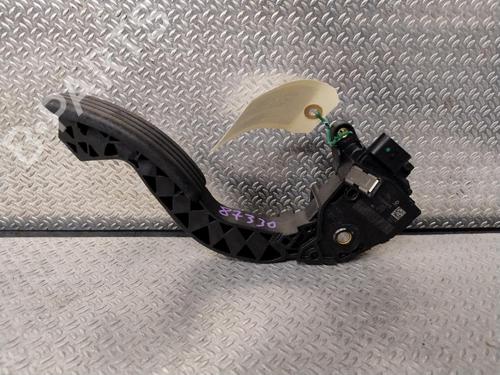 pedal-peugeot-partner-mpv-5_-g_-1996-36461499 main image