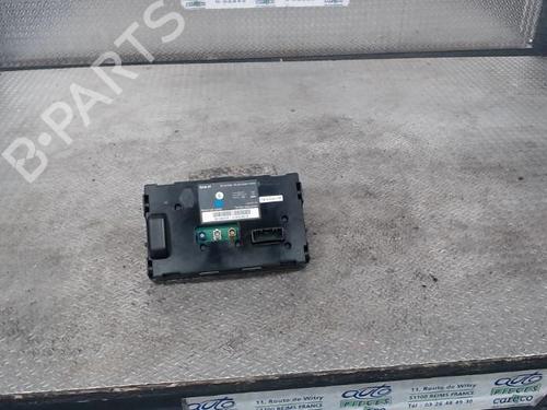 radio-renault-clio-iii-br01-cr01-2005-2006-2007-2008-2009-2010-2011-2012-2013-2014-24096497 main image