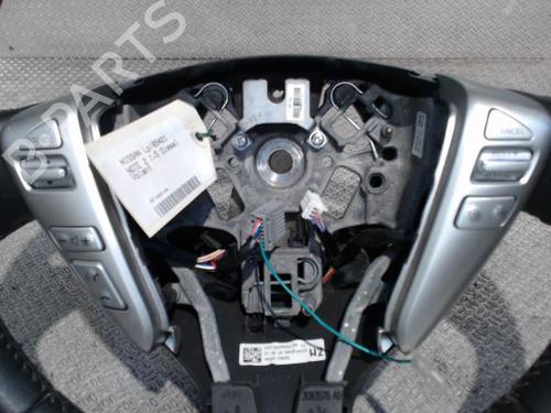 Used Steering wheel NISSAN NOTE (E12) 1.5 dCi (90 hp) 24101007