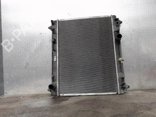 Used Water radiator Water radiator TOYOTA YARIS (_P9_) 1.4 D-4D (NLP90_, NLP90R) (90 hp) 24083121 24083121